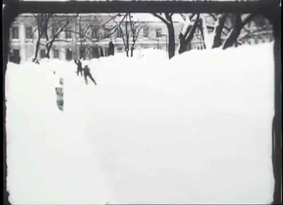 Kino-pravda 19 - Chernoe more/Ledovityi okean/Moskva (Dziga Vertov, 1924)