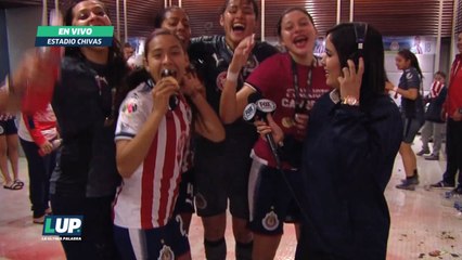 Así se vive el festejo en el vestidor de las Chivas