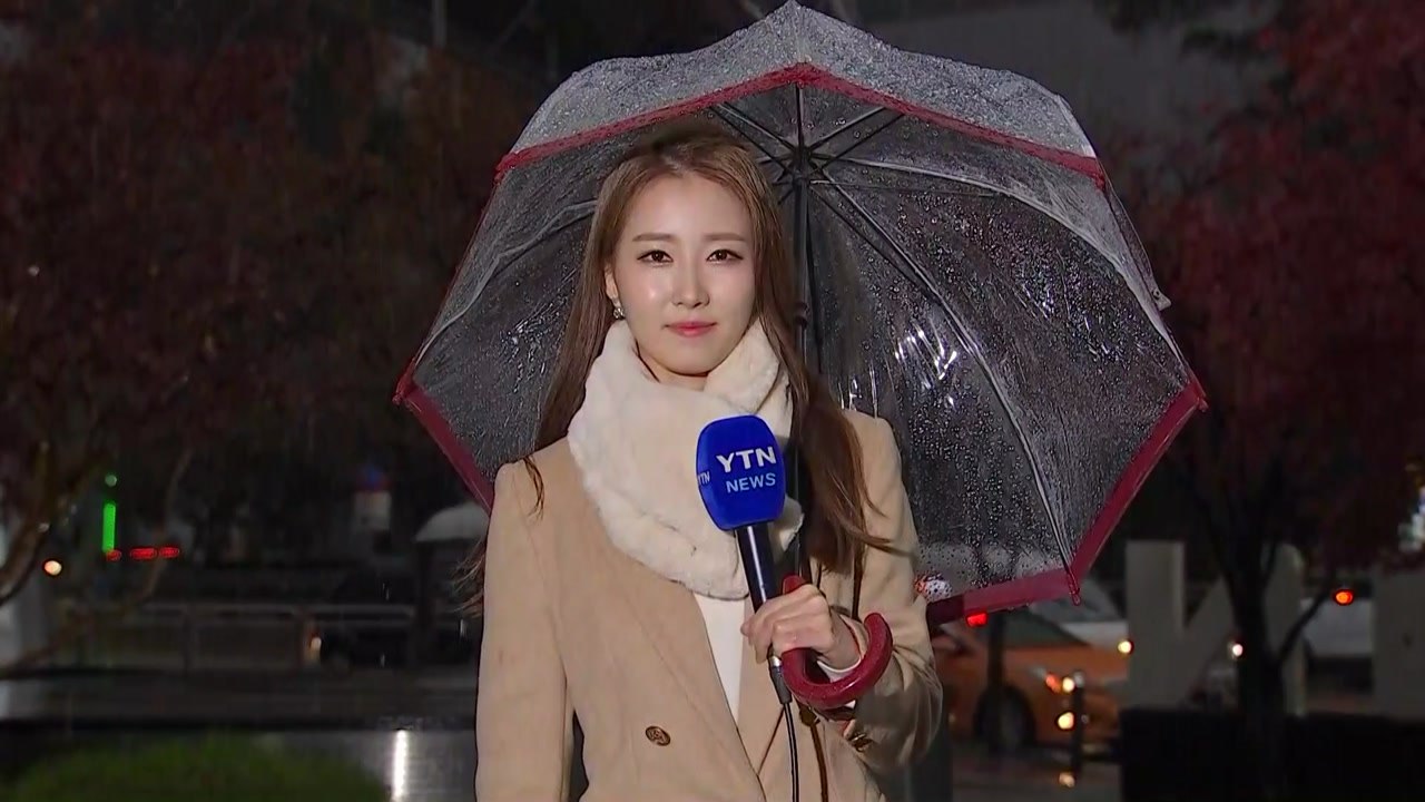 [날씨] 중부 곳곳에 비·눈...밤사이 강원 산간 대설 / YTN