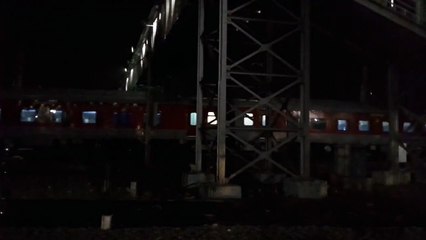 Newly LHBfied SAMARSATA EXP - SHUNTING|WAP-4 COUPLING AT SRC YARD