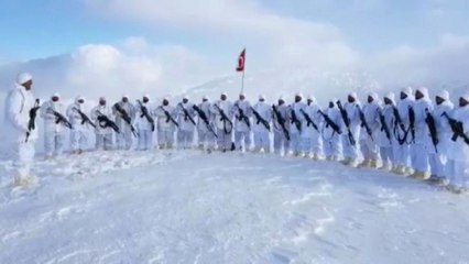 Mehmetçik Kato'da Öğretmenler Günü Kutladı