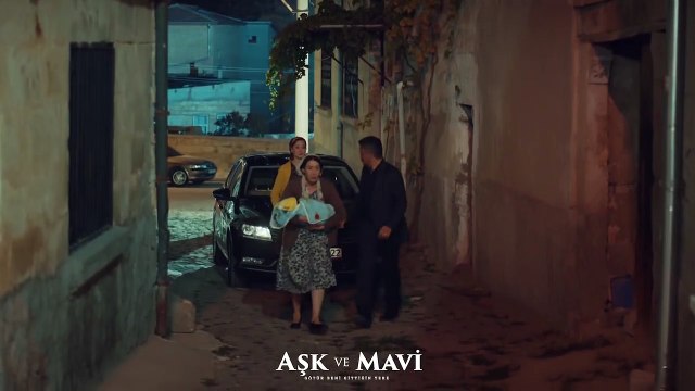 Aşk ve Mavi 42.Bölüm - Hasibe ve Cemal, bebeği ailesine teslim ediyorlar!