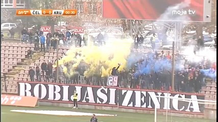NK Čelik - FK Krupa / Plavo-žuta dimna zavjesa