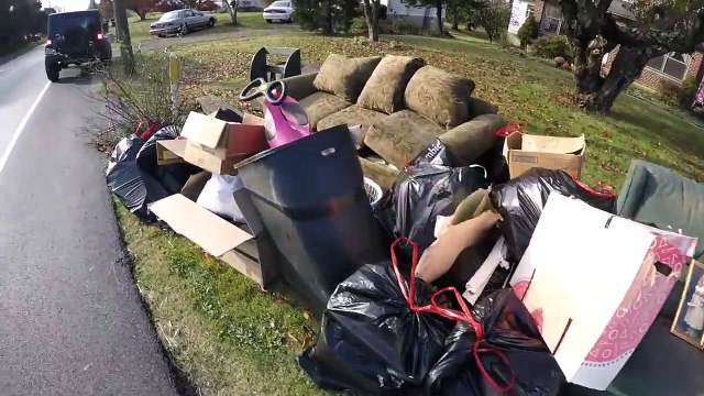 GARBAGE PICKING LIVE! - HUGE SCORES! I Got a Full Van Load!