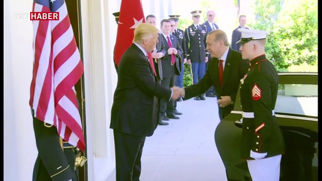 ABD basını: Trump yönetimi YPG'ye silah desteğini kesiyor