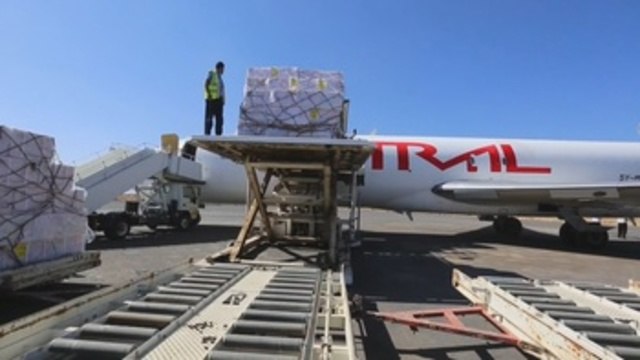 Aterrizan en Saná cuatro vuelos humanitarios tras el desbloqueo aéreo