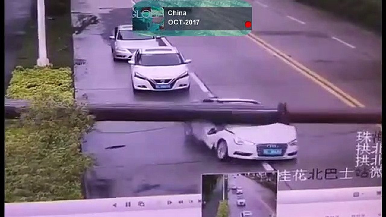 Zaustavio je svoj skupocjeni AUDI na semaforu i čekao da se upali zeleno svijetlo. Da je samo znao šta će mu se dogoditi