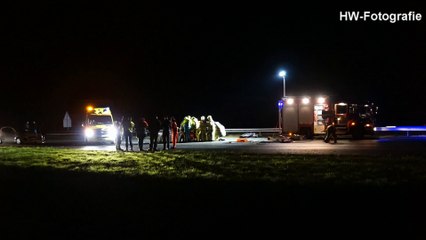 Snelweg afgesloten na botsing met meerdere auto's