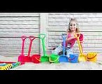 Learn Colors with Color Shovel Toys Finger Family Song Play with Shovels on Playground by Melliart (3)