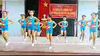 Bài nhảy erobic của trường Tiểu học Đông Tân