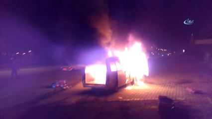 Seyir Halindeki Minibüs Alev Alev Böyle Yandı