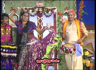 बुन्देली राई डांस / गोरी खा रई बंगला पान / राजा किसी और के हो गई / राजू पटेल & धनीराम सेन