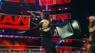 WWE Raw 25 Nov 2017 Braun Strowman returns and attacks Brutal Kane Look whats happen