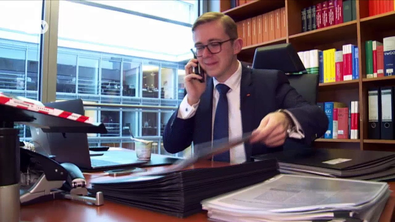 Ein Abgeordneter und die Regierungskrise | Reporter