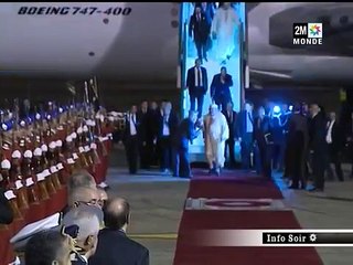 SM le Roi Mohammed VI à Laâyoune dans une visite historique.