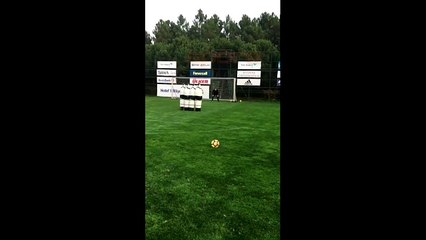 Van Persie'nin oğlu hızla gelişiyor!