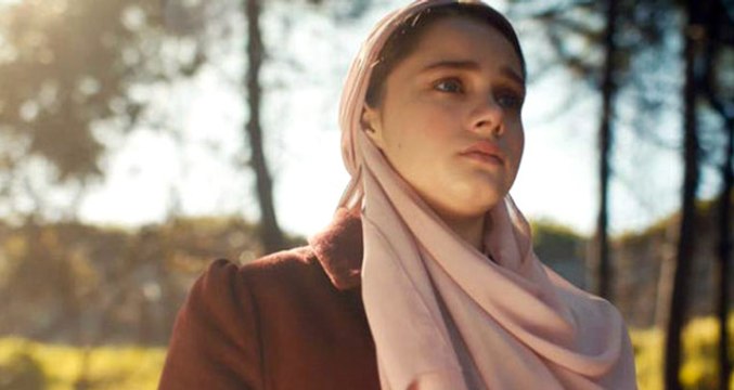 Vatanım Sensin'in Hilal'i Miray Daner, Aras Bulut İynemli ile Akraba Çıktı