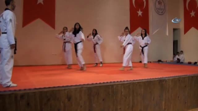 Gençlik ve Spor Bakanı Osman Aşkın Bak, Potayı Iskalamadı