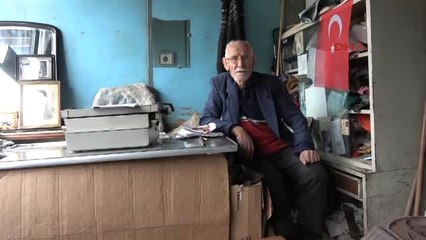 Edirne'de 69 Yıllık Arzuhalci Teknolojiye Direniyor