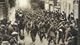 Photos of French Troops Fighting During World War 1 (1914)