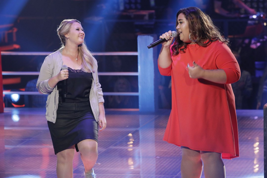 Julia vs. Yagmur: 'Really Don't Care' Battle | The Voice Of Germany 2017