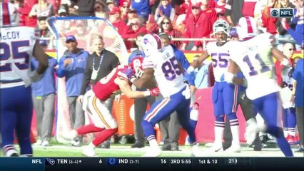 Charles Clay pulls a wicked stiff arm on Daniel Sorensen on big gain