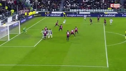 Mehdi Benatia Goal HD - Juventus	3-0	Crotone 26.11.2017