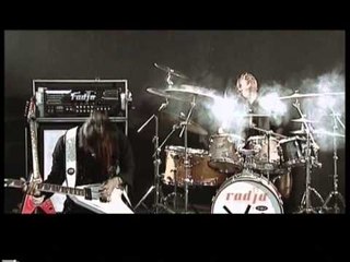 Radja - Seandaninya [Official Music Video]