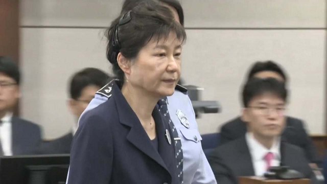 박근혜 재판 내일로 연기...朴, 불출석 사유서 제출 / YTN