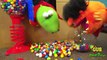 BOX FORT CHALLENGE! Family Fun Kids Pretend Playtime builds GIANT BOX FORT JAIL !!-u6o1163khj8