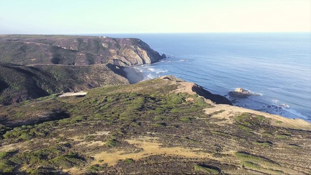 Late Fall Swell Lights Up Portugal