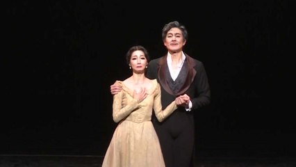 발레 부부의 마지막 2인무 '먹먹'...객석 4층까지 하트 물결 / YTN