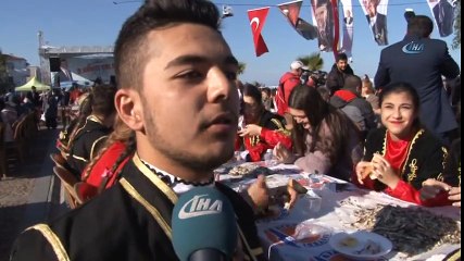 Samsun'da Vatandaşlara, 10 Ton Hamsi Dağıtıldı