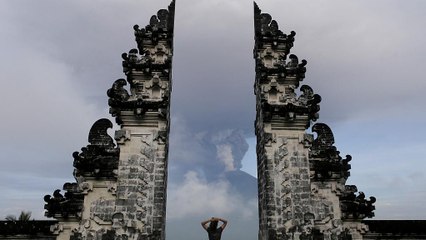 Bali, allerta massima per vulcano Agung