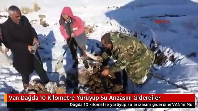 Van Dağda 10 Kilometre Yürüyüp Su Arızasını Giderdiler