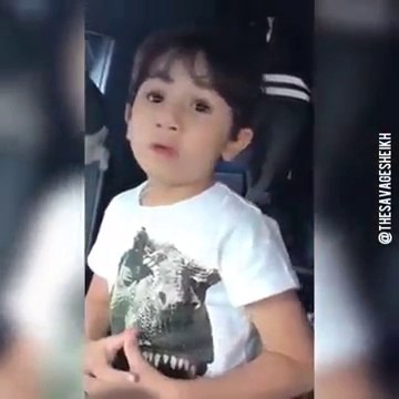 Un garçon de 5 ans surprend un pilote d'avion par ses connaissances