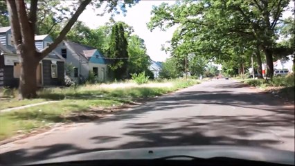 FLINT' WORST SLUMS VS DETROIT WORST SLUMS