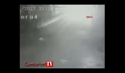 İnternet kafede bıçaklı kavga kameralara yansıdı