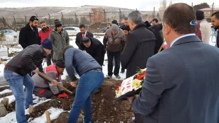 Donarak Can Veren 3 Yaşındaki Ganalı Muhammed Bebek Son Yolculuğuna Uğurlandı