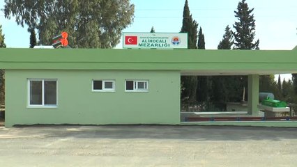 Yüreğir'de Mezarların Baş Taşları Tahrip Edildi
