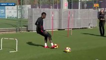 Ousmane Dembelé retouche le ballon à l'entraînement !