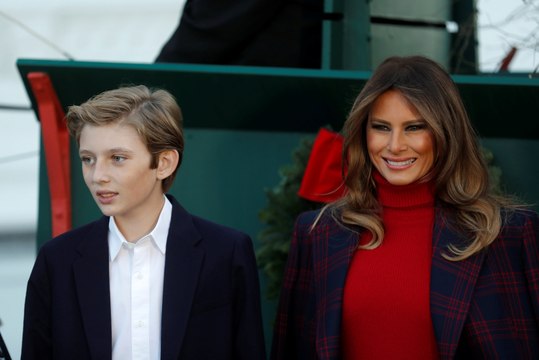 Melania Trump shows off White House Christmas decor