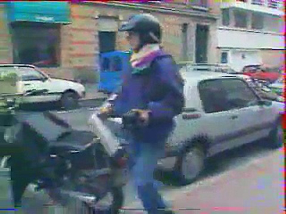 Coursier deux roues Paris, début des années 90, extrait Reportage.