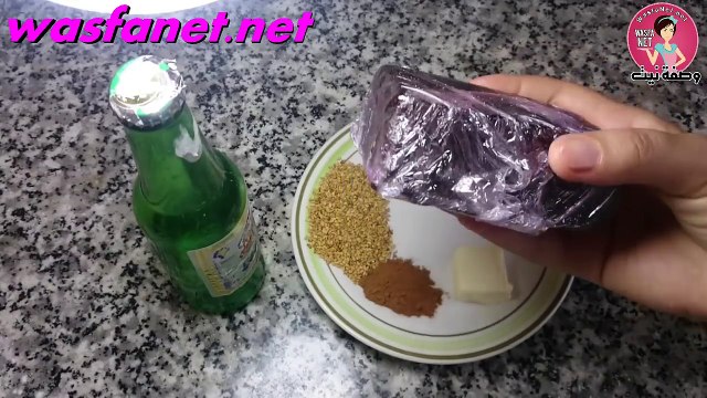 حلوى التمر معمول التمر هشة هائلة تذوب في الفم و كمية كثيرة