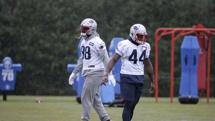 Rapoport: Bennett will be placed on IR for hamstring, not shoulder