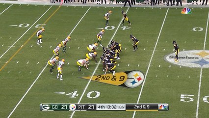Le'Veon Bell loses the ball on run up the middle, Packers recover