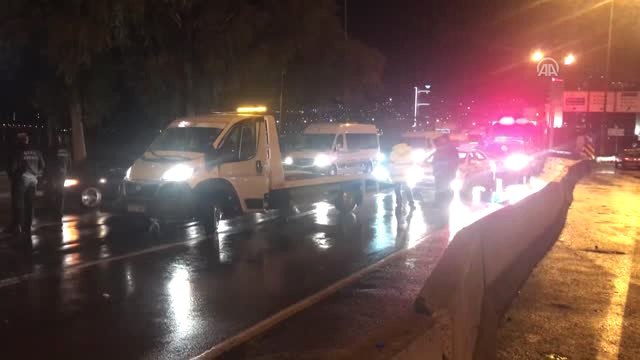 Otomobil Kaza Yapan Tırın Dorsesine Çarptı: 1 Yaralı