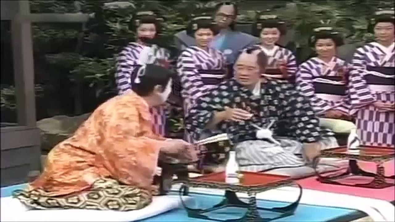 【今なら放送事故】志村けんのバカ殿様　爆笑セクシーコント グラマー美女を引き当てろ