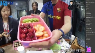 직접 김밥을 싸온 소혜