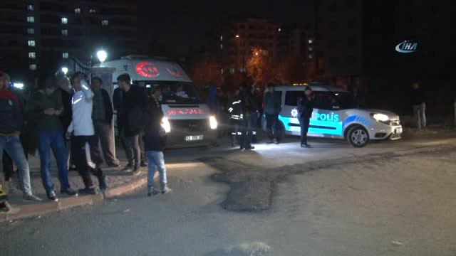 Eşinden Boşandığı İçin İkinci Kez İntihara Teşebbüs Eden Şahsı Polis İkna Etti